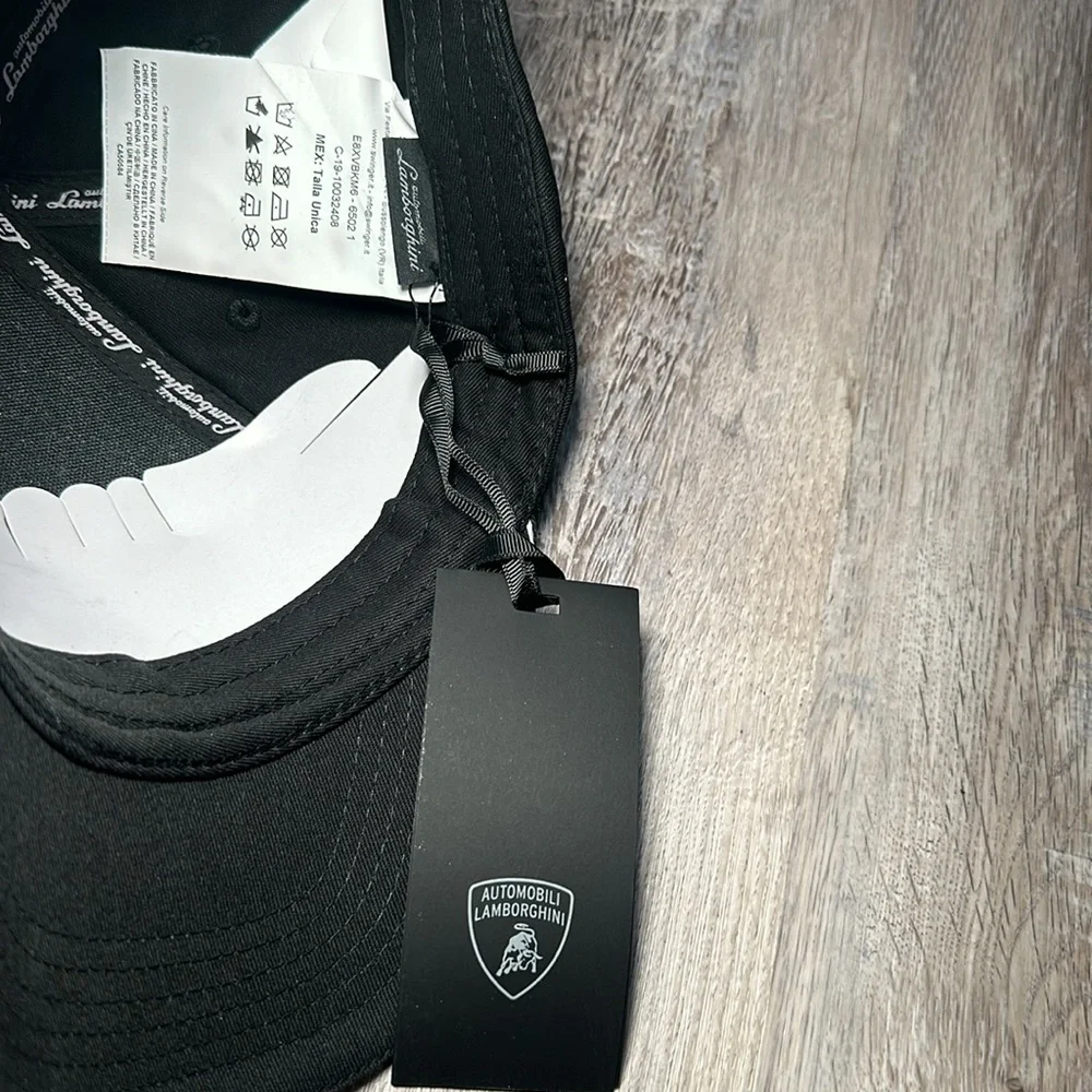 Lamborghini Hat - Picture 4 of 4